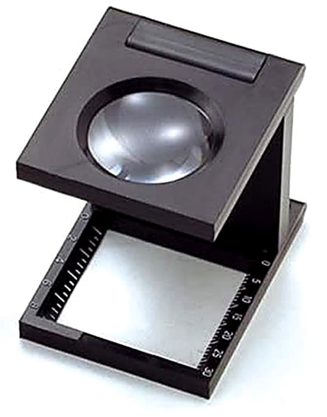134 Folding Linen Magnifier 5X and 8X - Discontinued