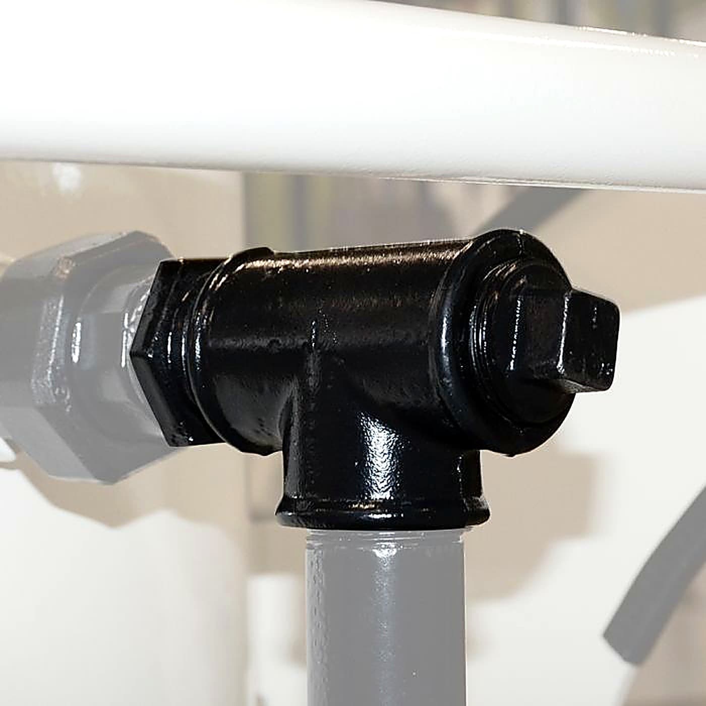 Elcometer RCV4000 Exhaust T Assembly 25mm (complete with Exhaust Plug)